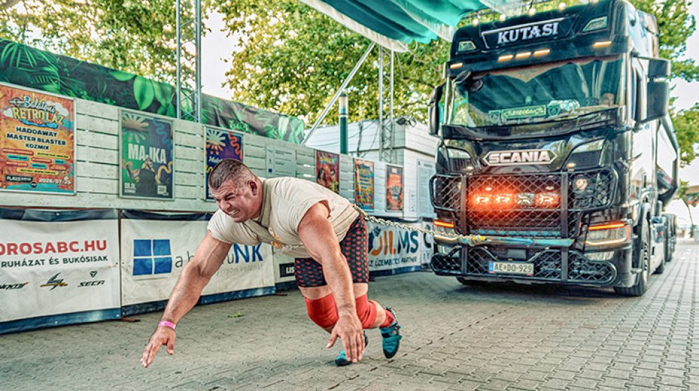 Scitec Muscle Beach 2026 péntek